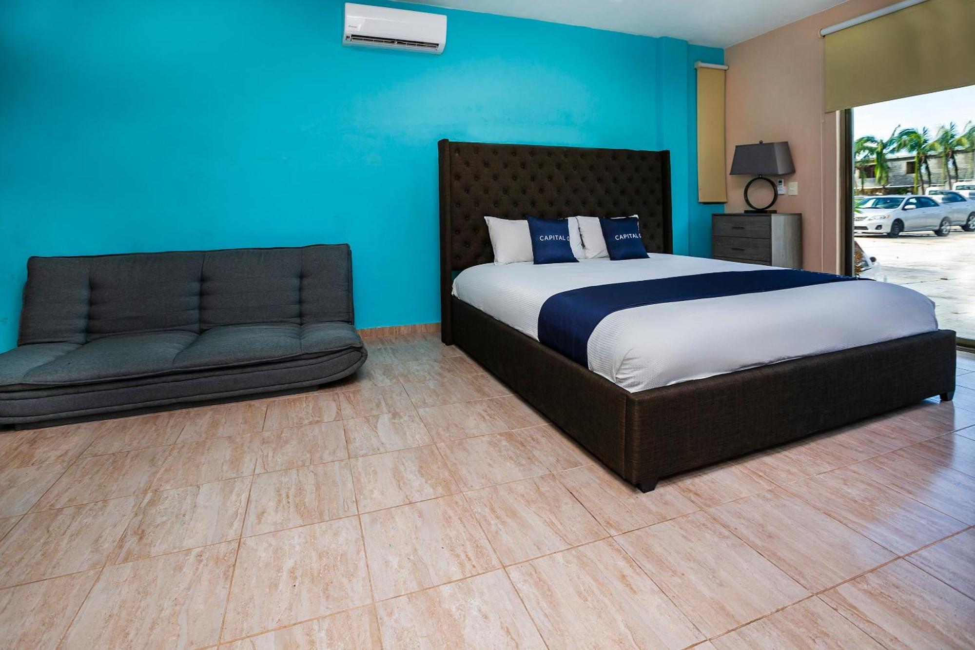 Capital O Cancun International Airport 24 7 Εξωτερικό φωτογραφία