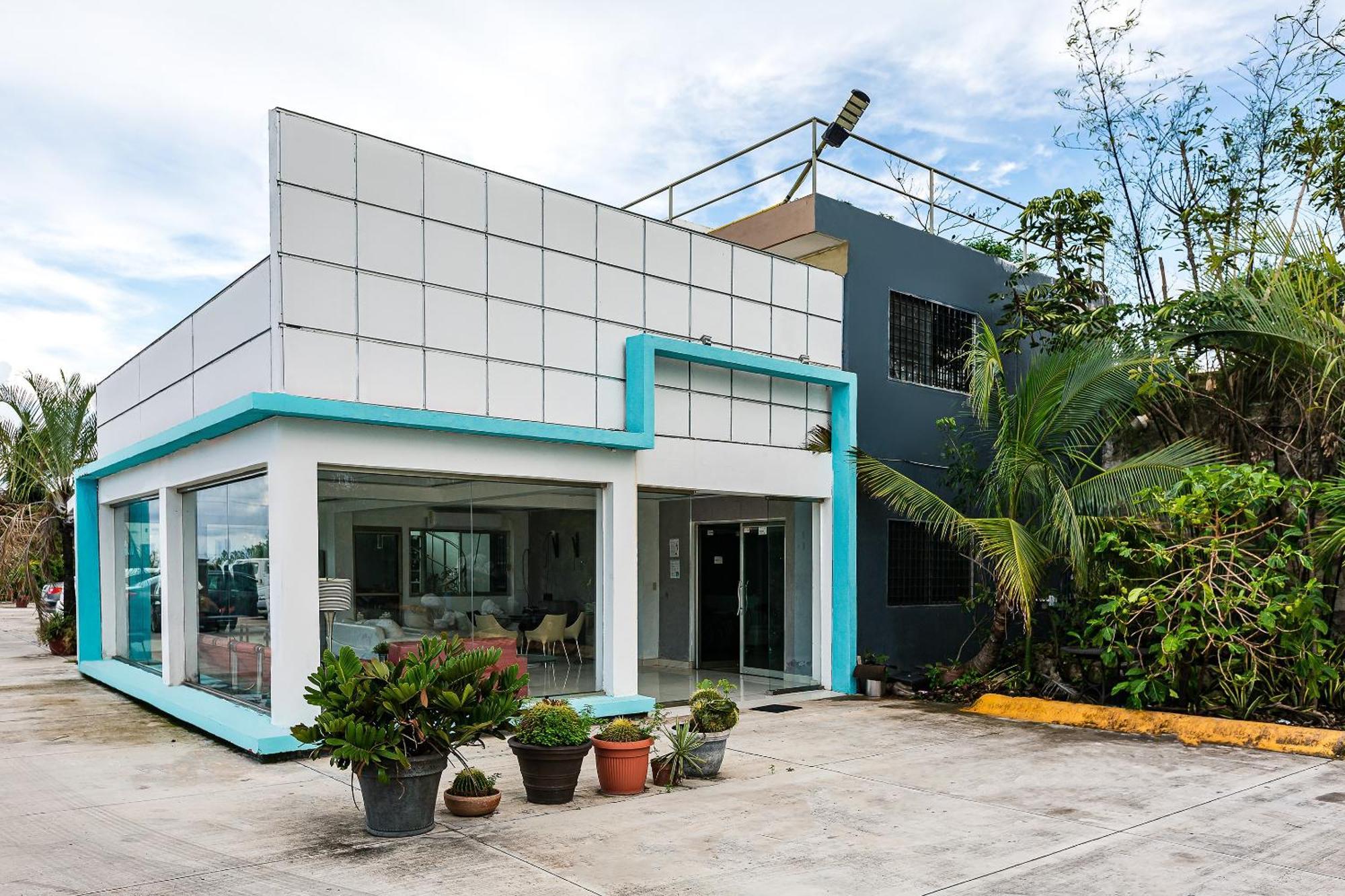 Capital O Cancun International Airport 24 7 Εξωτερικό φωτογραφία